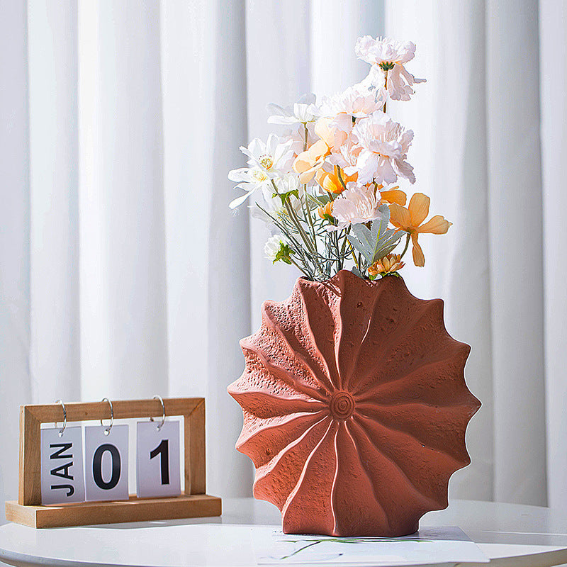 Ceramic Round Shell Vase